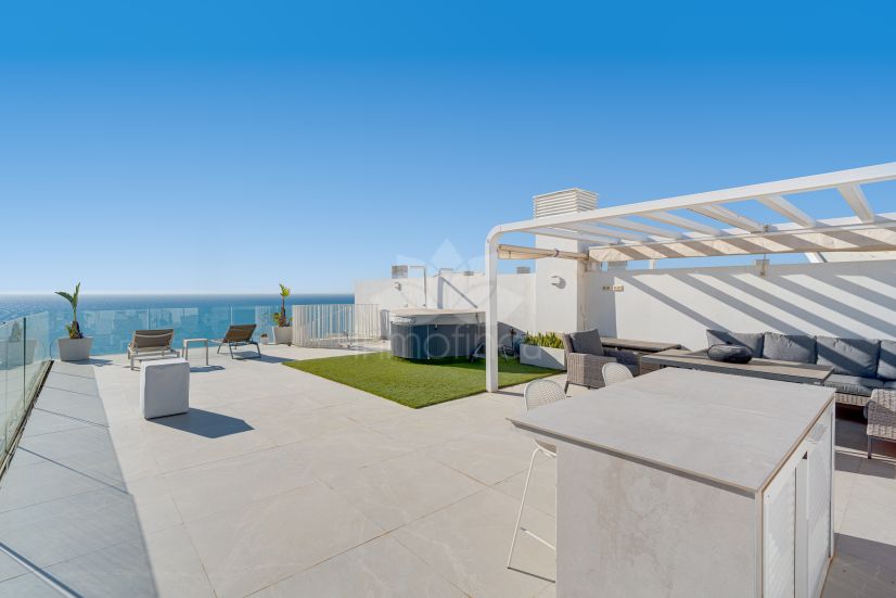 Duplex Penthouse in El Higueron, Fuengirola