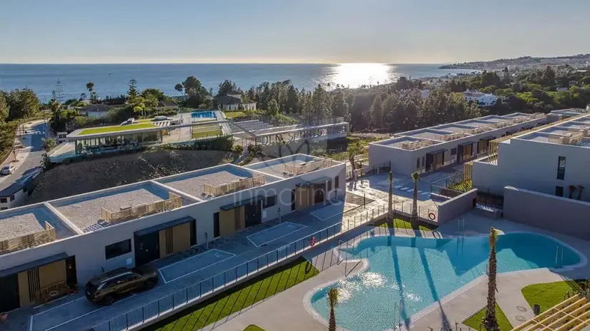 Town House in El Chaparral, Malaga