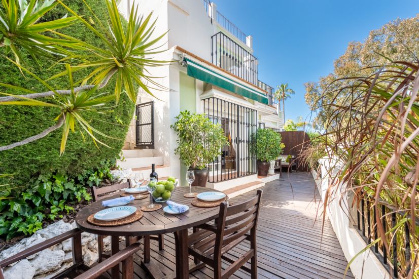 Town House in Aloha Pueblo, Marbella