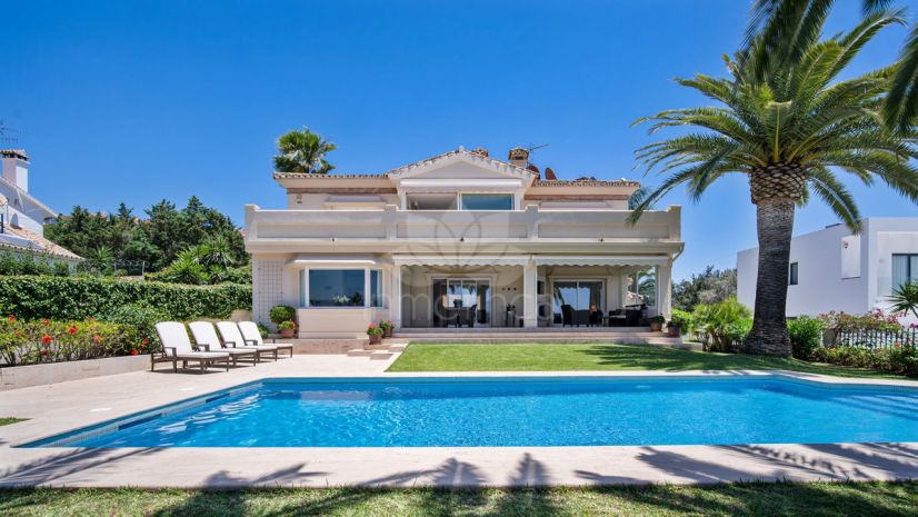 Villa in Los Naranjos, Marbella
