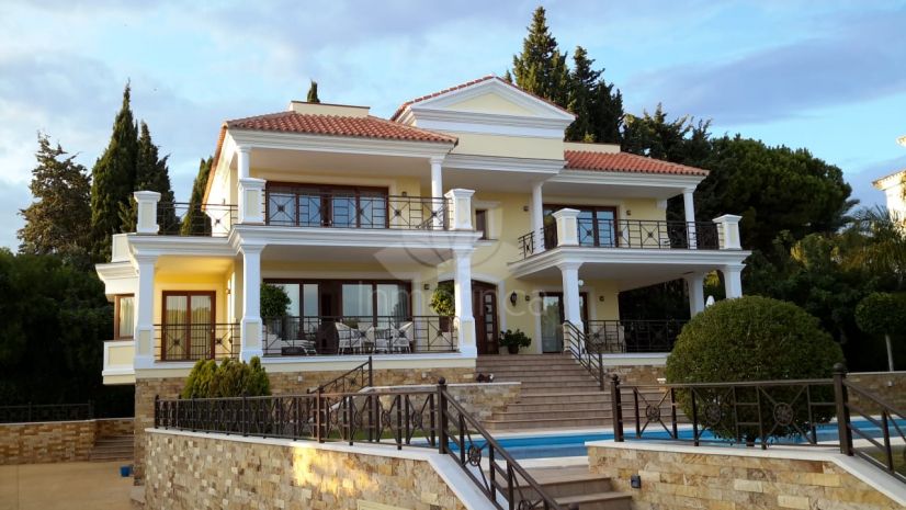 Villa in Hacienda las Chapas, Marbella