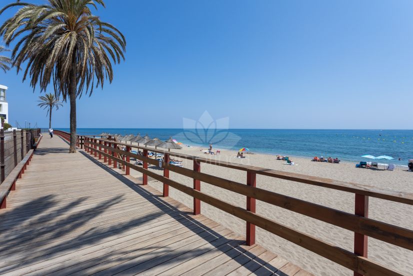 Apartamento en Calahonda Playa, Mijas Costa