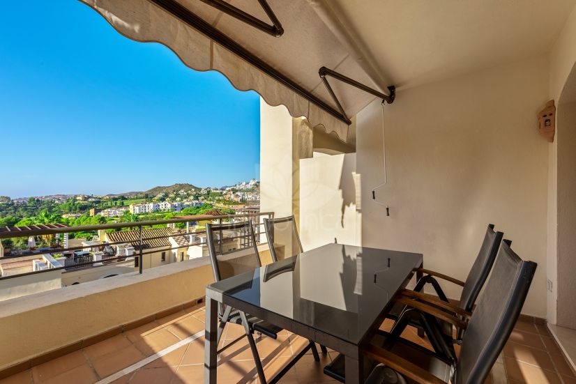 Apartment in Los Arqueros, Benahavis