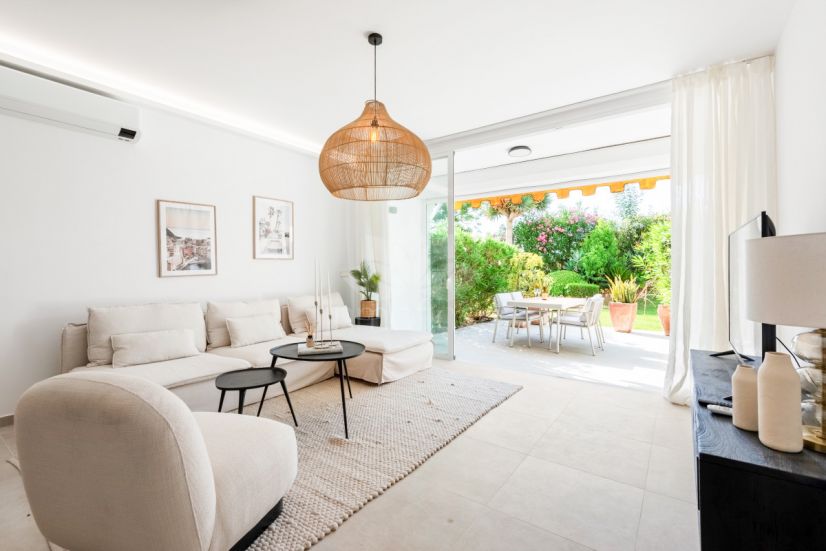 Town House in Los Algarrobos, Marbella