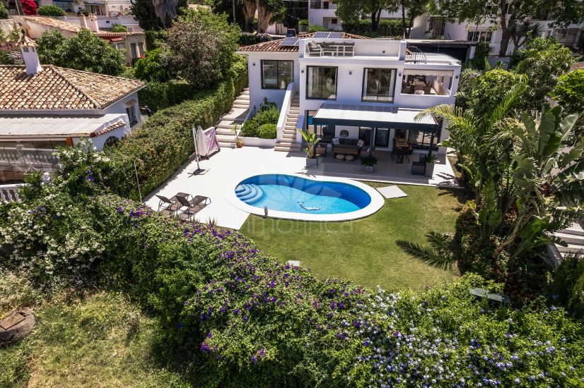 Villa in Nueva Andalucia, Marbella