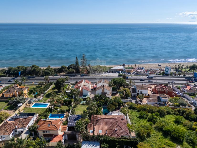 Villa in El Real Panorama, Marbella