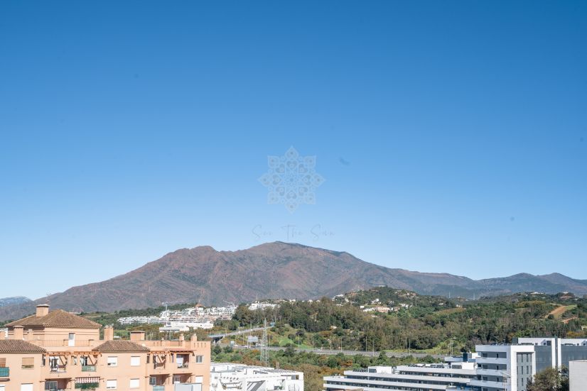 Apartment in Estepona Town, Estepona