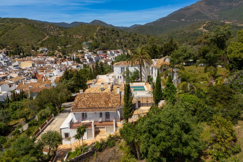 Villa in Benahavis Centro, Benahavis