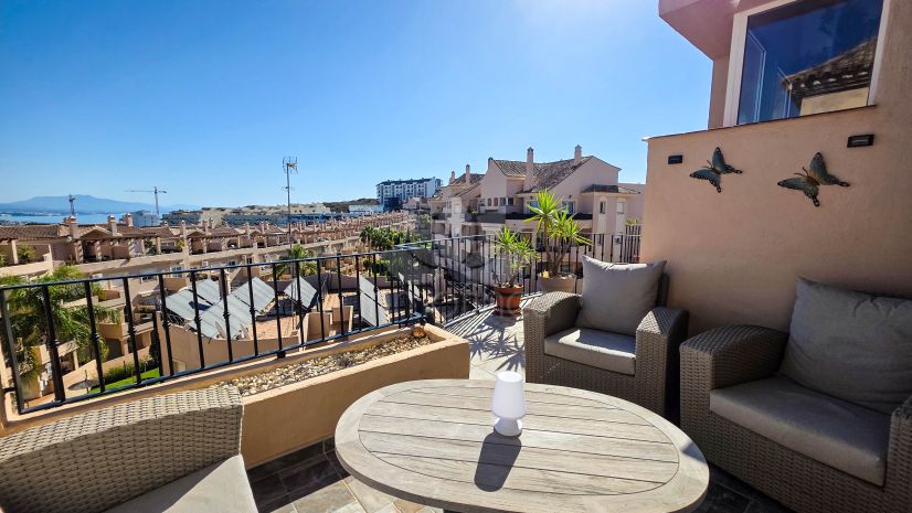 Duplex Penthouse in La Duquesa, Manilva