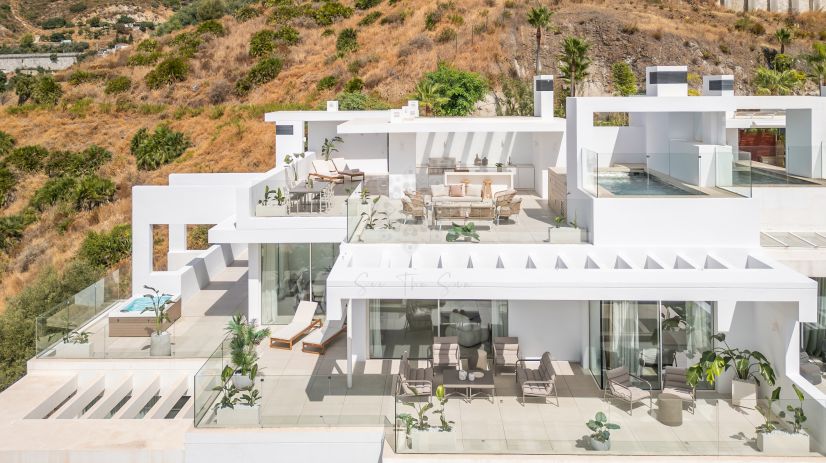 Duplex Penthouse in Palo Alto, Ojen