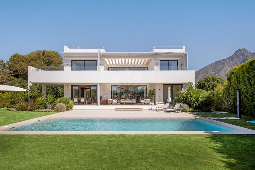 Villa in Las Lomas del Marbella Club, Marbella
