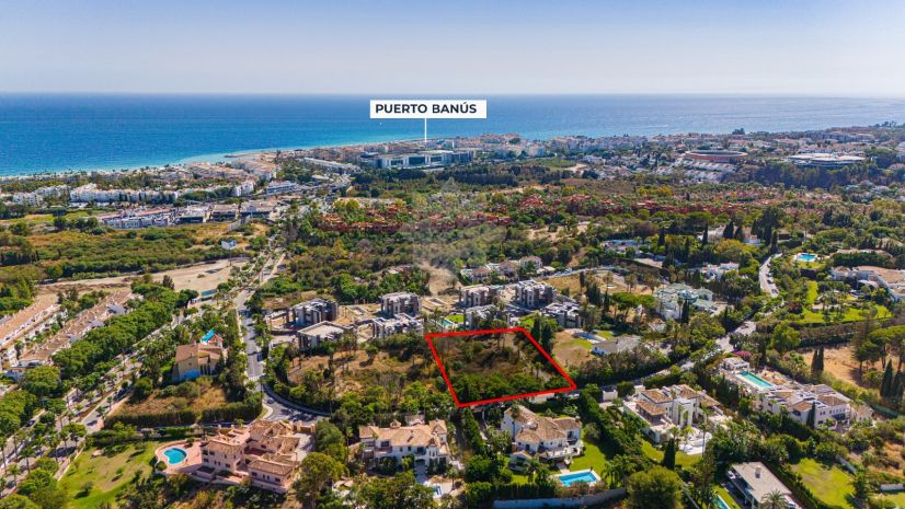 Plot in Atalaya de Rio Verde, Marbella