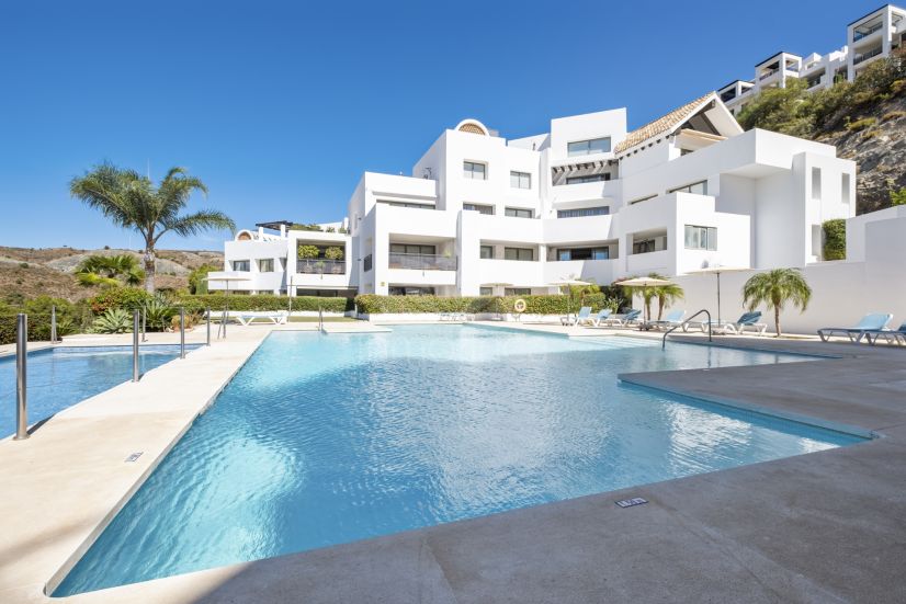 Atico Duplex en Los Flamingos Golf, Benahavis