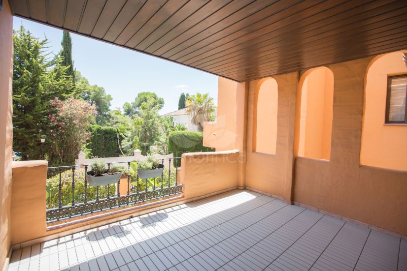 Apartamento en Paraiso Barronal, Estepona