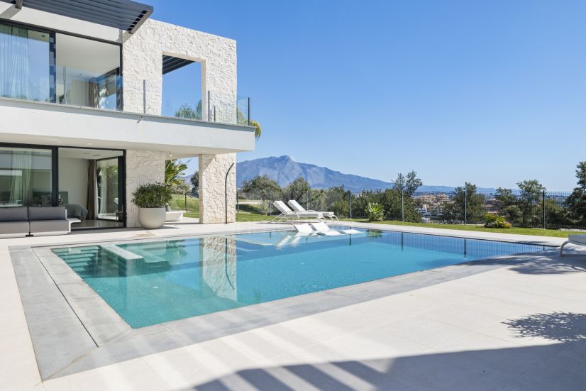 Villa en La Alqueria, Benahavis