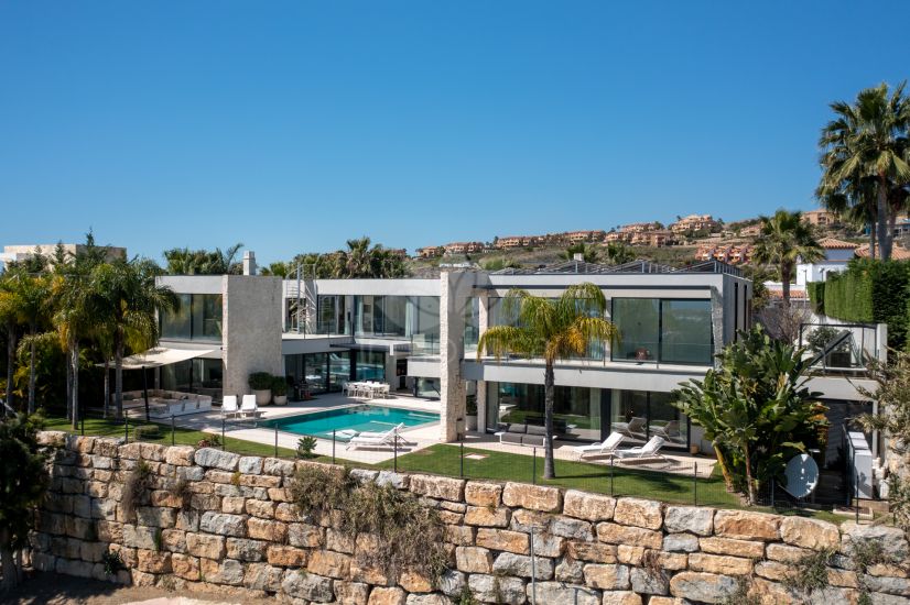 Villa in La Alqueria, Benahavis