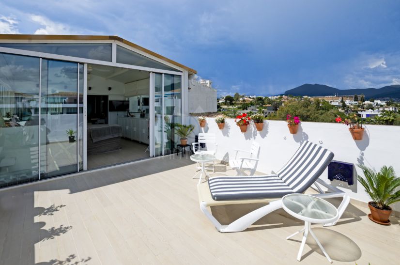Penthouse in Jardines del Puerto, Marbella