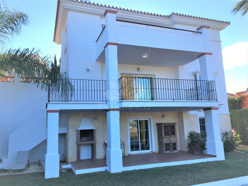 Villa en Cerros del Aguila, Mijas Costa