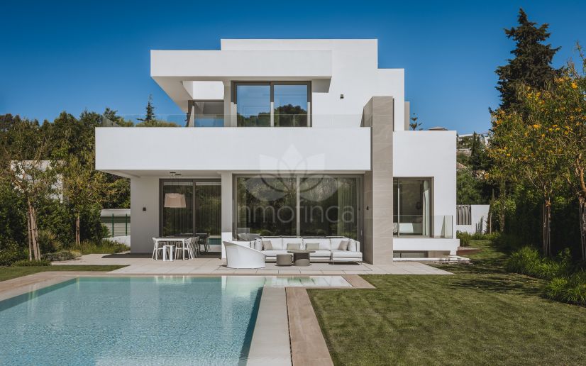 Villa en El Paraiso, Estepona