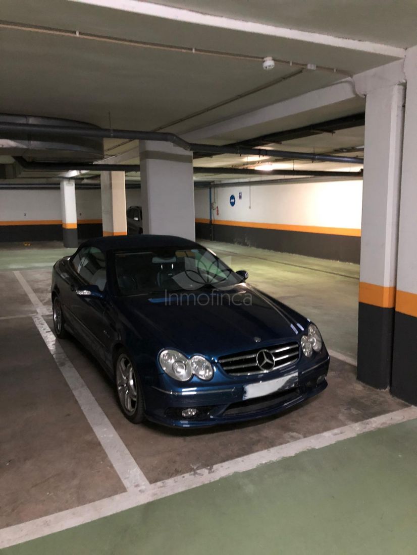 Parking in Marina Banus, Marbella
