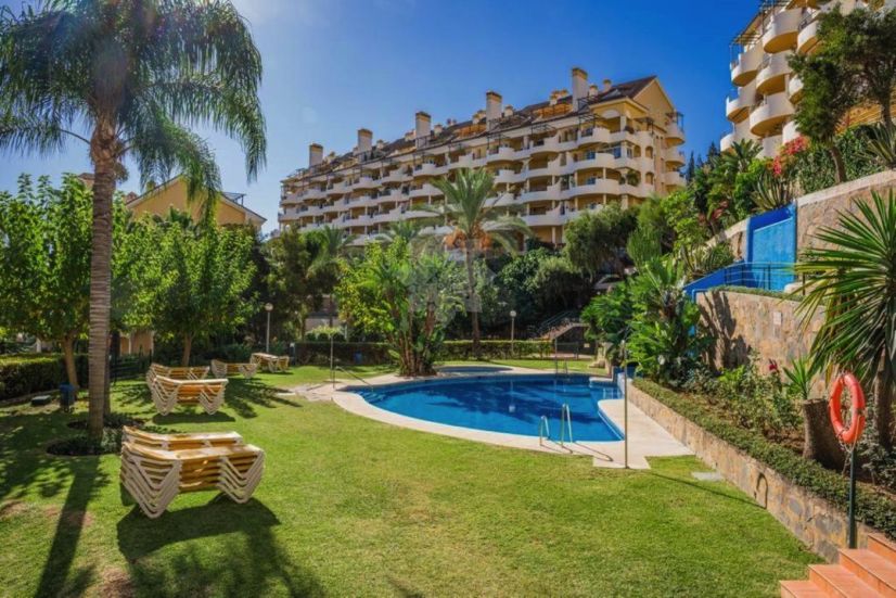 Duplex in Aldea Blanca, Marbella