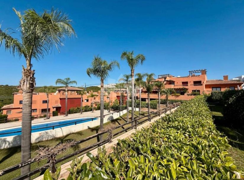 Ground Floor Apartment in Casares Golf, Casares
