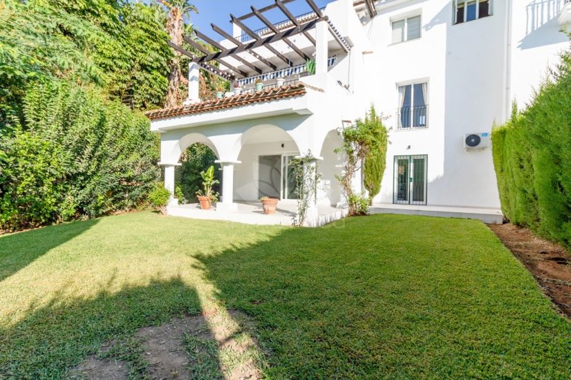 Apartamento Planta Baja en Paraiso Barronal, Estepona