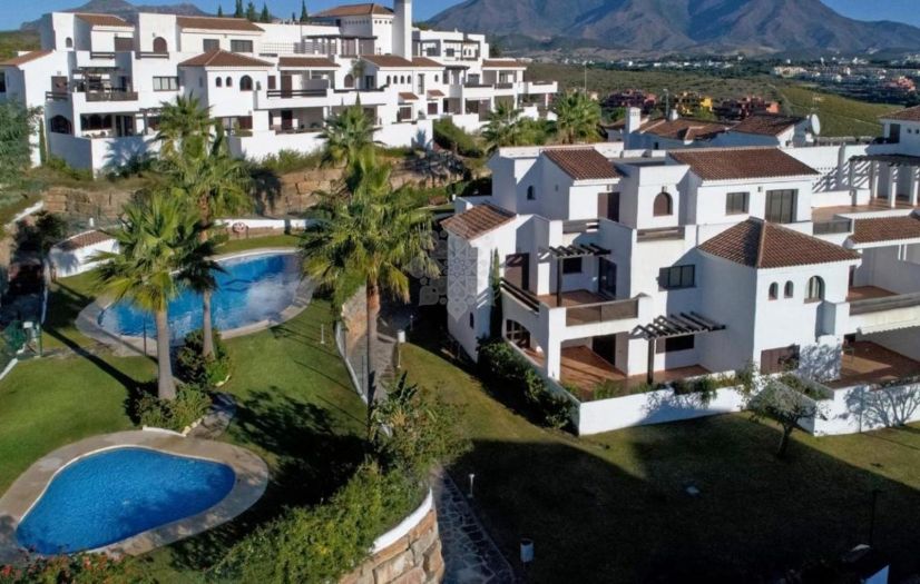 Penthouse in Doña Julia, Casares