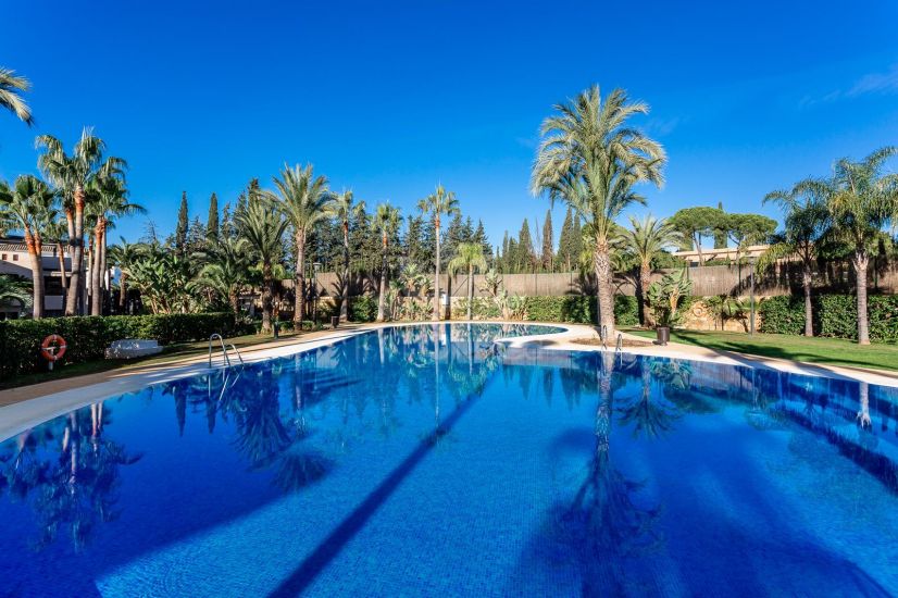 Ground Floor Apartment in Medina de Banús, Marbella