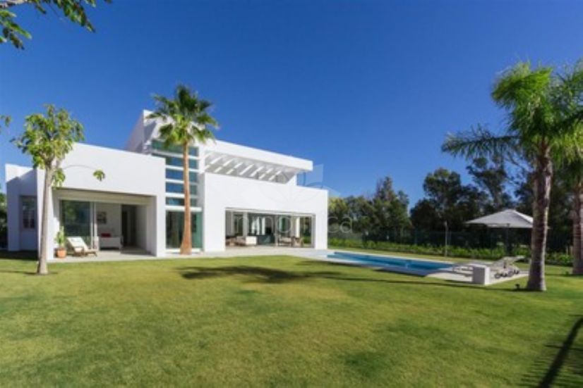 Villa in Casasola, Estepona