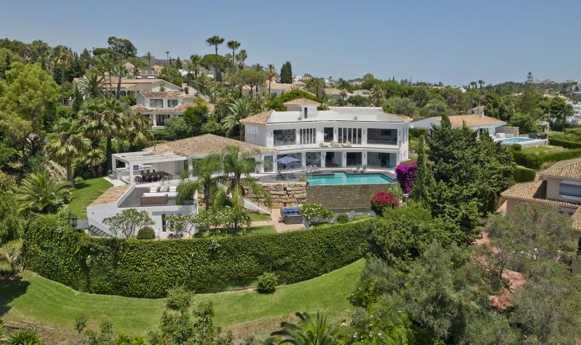 Villa in Hacienda las Chapas, Marbella