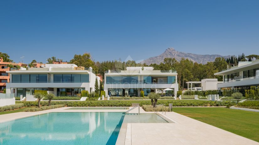 Villa Pareada en Vilas 12, Marbella