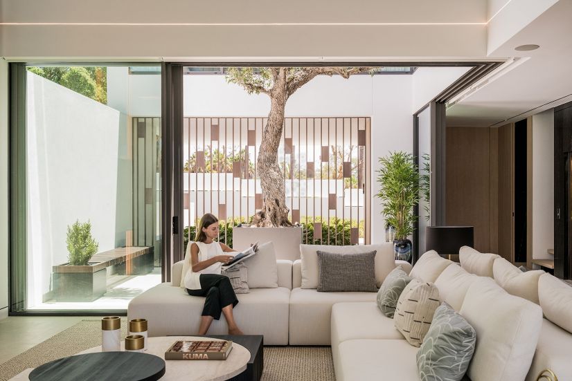 Semi Detached Villa in Vilas 12, Marbella