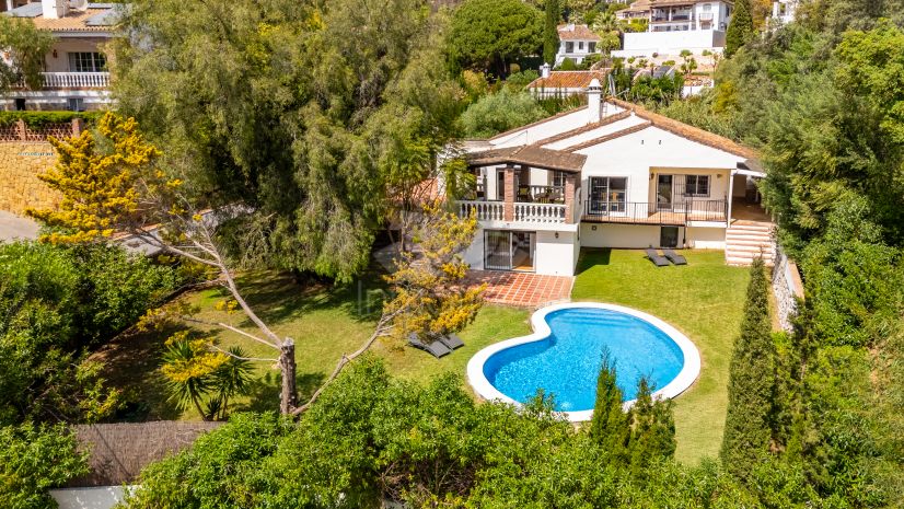 Villa in El Rosario, Marbella