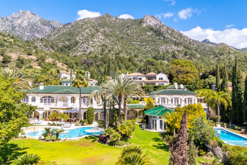 Villa in Cascada de Camojan, Marbella