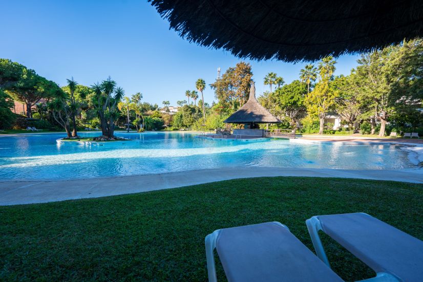 Ground Floor Apartment in Alhambra del Golf, Estepona