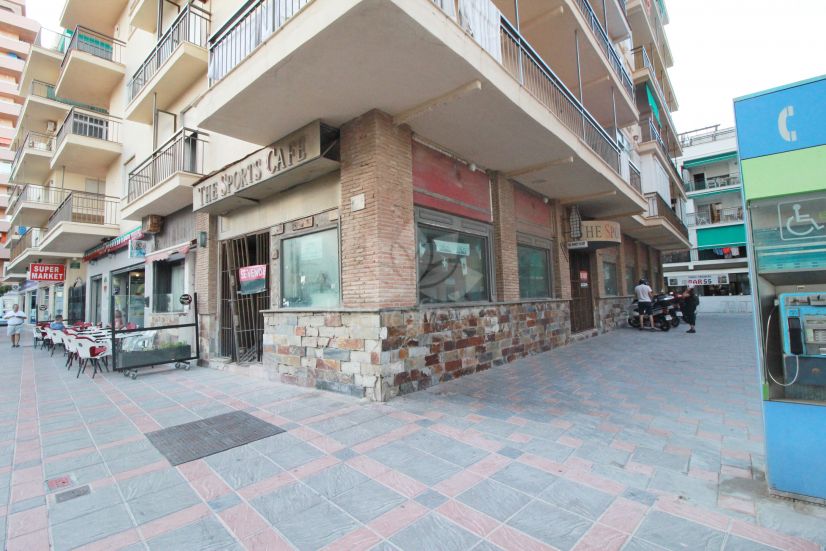 Bar en Fuengirola Puerto, Fuengirola
