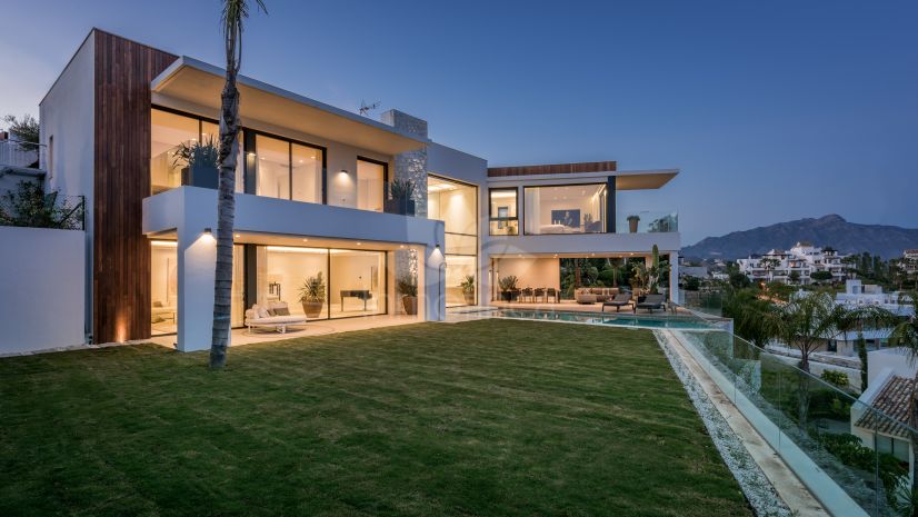 Villa in La Alqueria, Benahavis