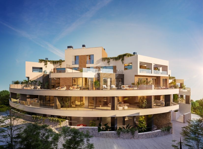 Triplex in Los Altos de los Monteros, Marbella