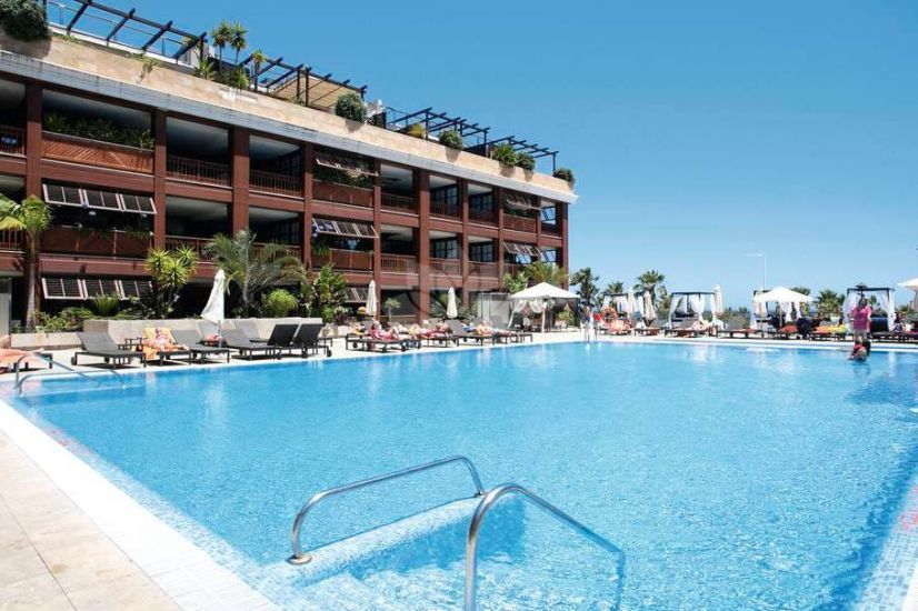 Apartment in Guadalpin Banus, Marbella