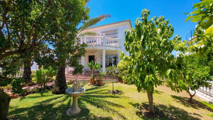 Villa in Elviria, Marbella