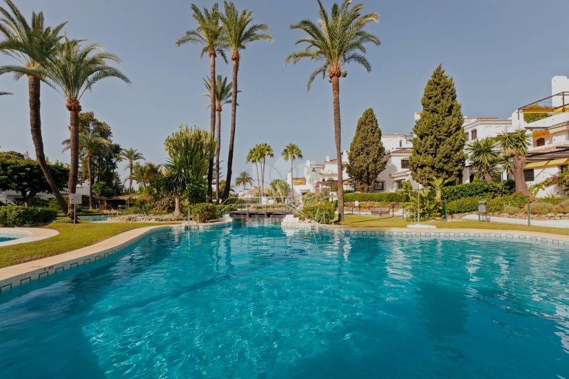 Apartment in Aldea Blanca, Marbella