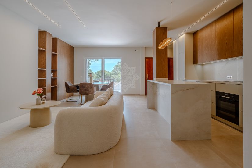 Apartment in Los Pinos de Aloha, Marbella