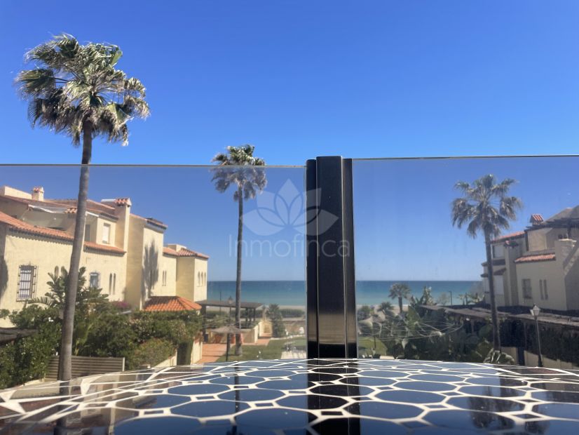 Adosado en Marina de Casares, Casares