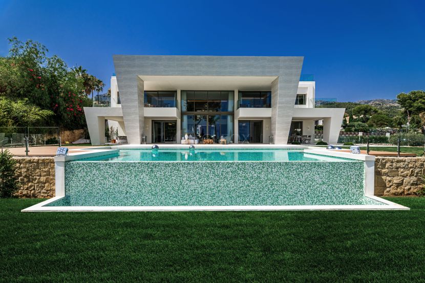 Stunning contemporary villa for sale in Sierra Blanca, Marbella Golden Mile