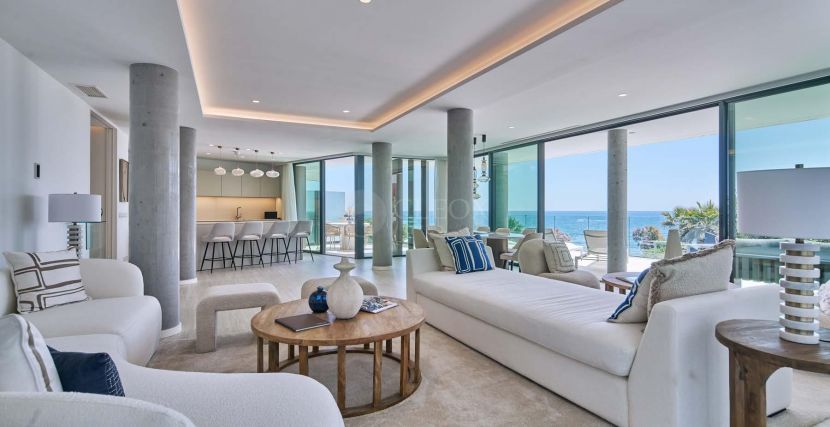 Apartment for sale in Estepona West, Estepona