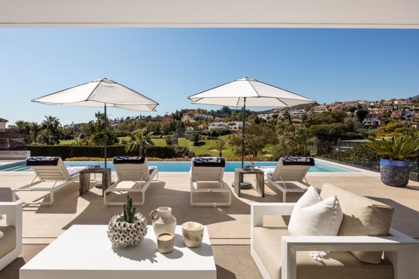 Villa for sale in Nueva Andalucia, Marbella