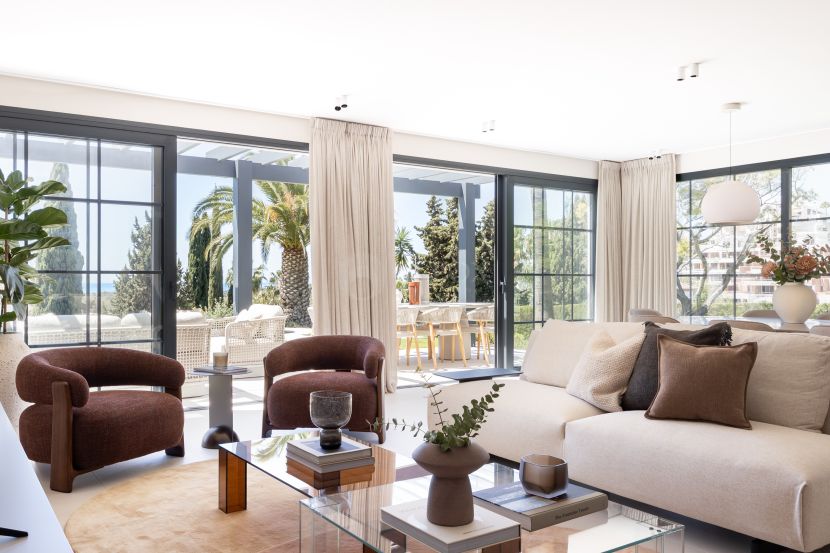 Villa for sale in Paraiso Alto, Benahavis