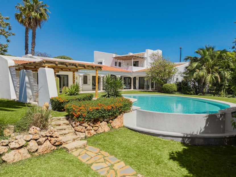 Villa en venta en Guadalmina Baja, San Pedro de Alcantara