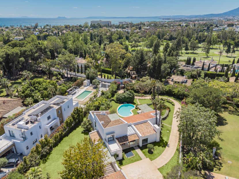 Villa en venta en Guadalmina Baja, San Pedro de Alcantara
